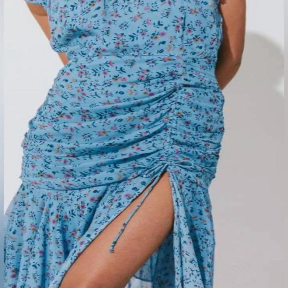 Cleobella Cecilia Blue Floral Chiffon Tiered Slit Midi Dress Lapis Block‎ Print - Picture 5 of 16